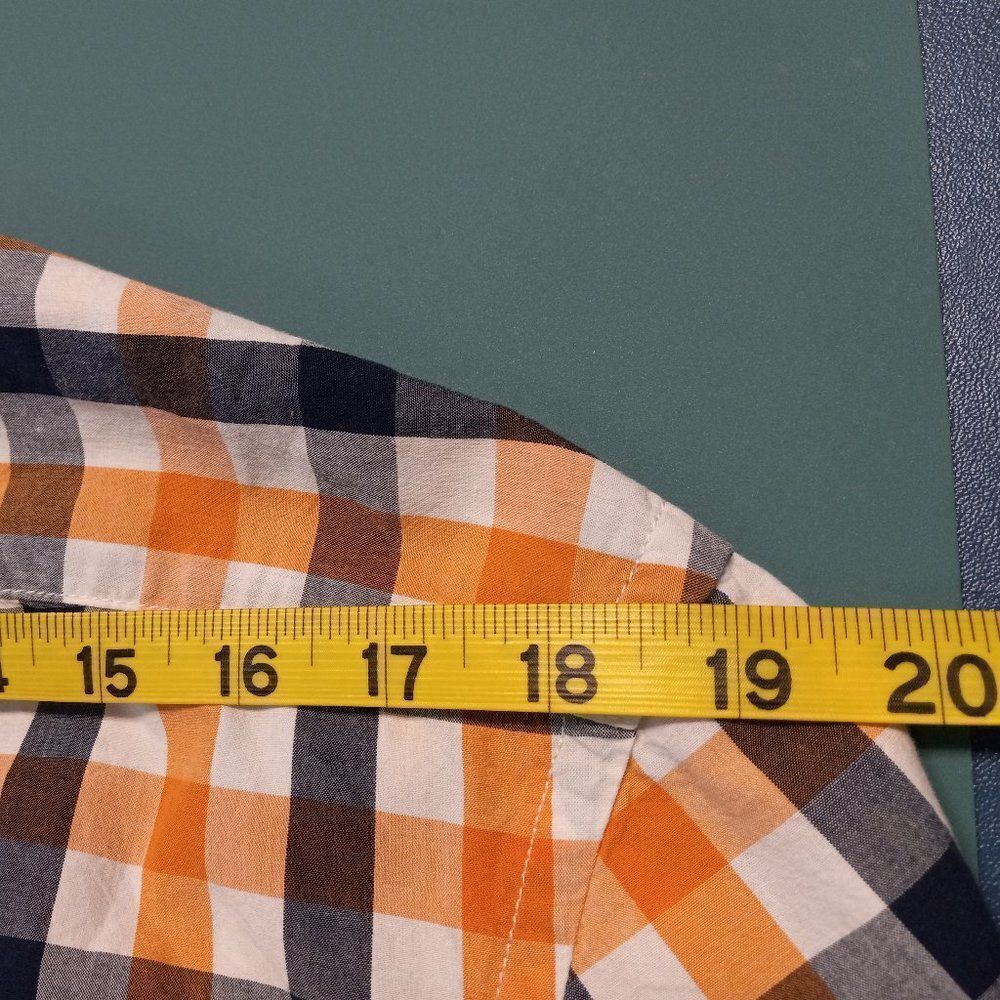 Old Navy Slim fit ,Button down, long sleeve shirt - Picture 7 of 7